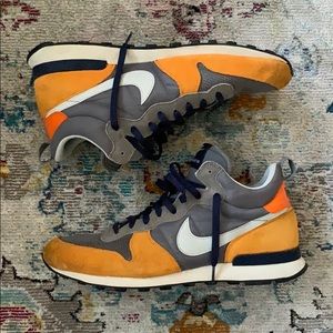 Nike Internationalist Mid